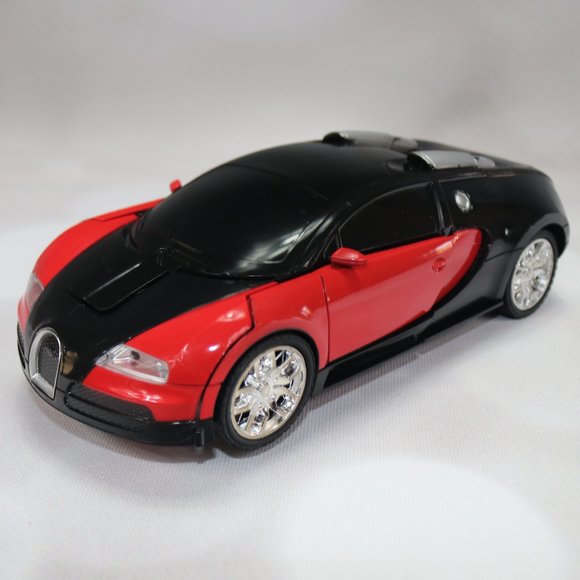 Deformed Car - Picture 2 of 12